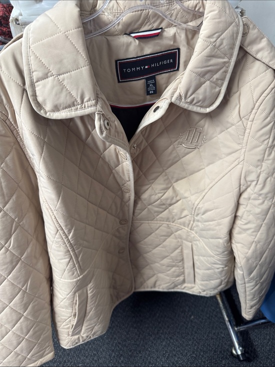 Tommy Hilfiger Jackets & Blazers - Tommy Hilfiger quilted jacket xl // 081225